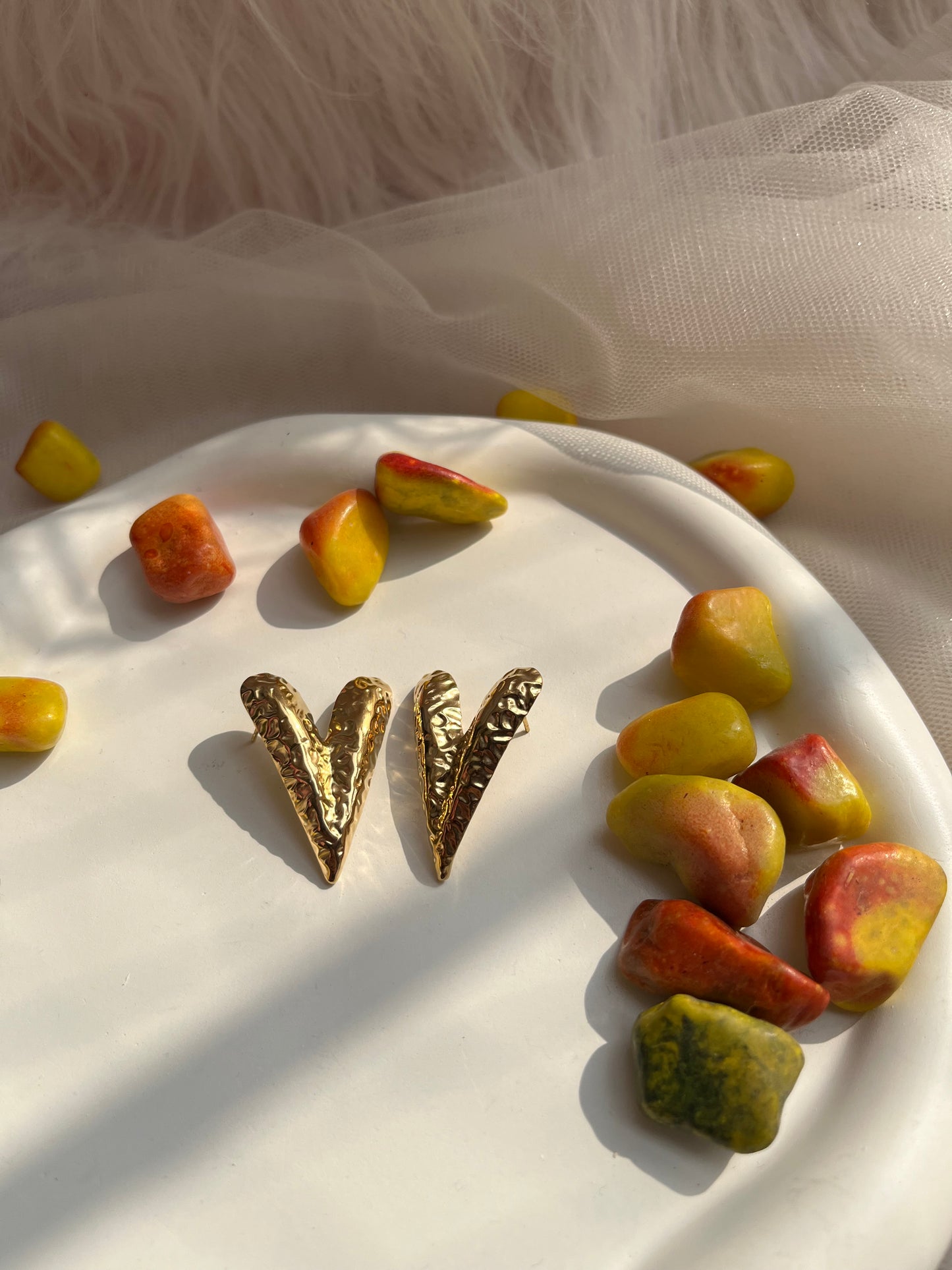 Slim heart earrings