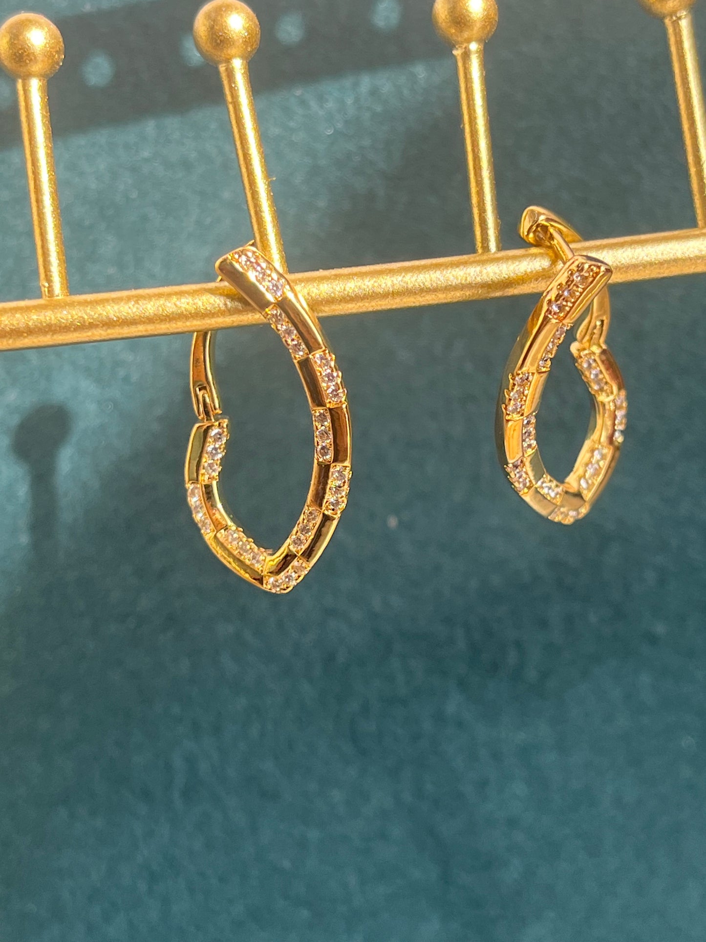Lip shaped earrings