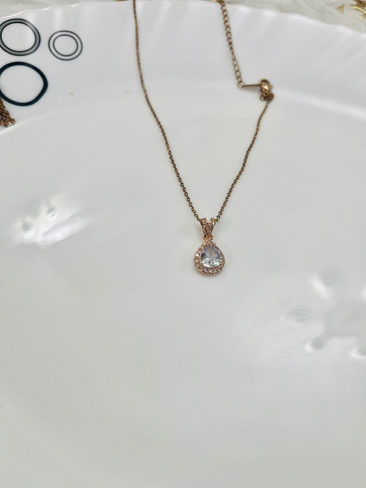Rose Gold Oval Shape Pendent
