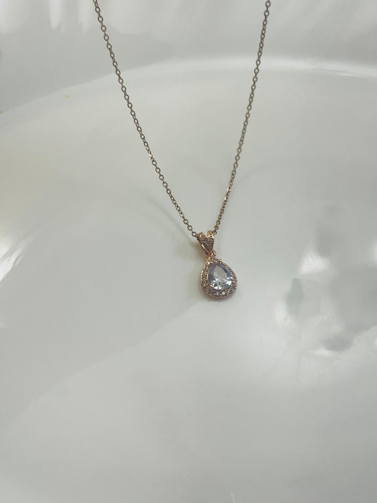 Rose Gold Oval Shape Pendent