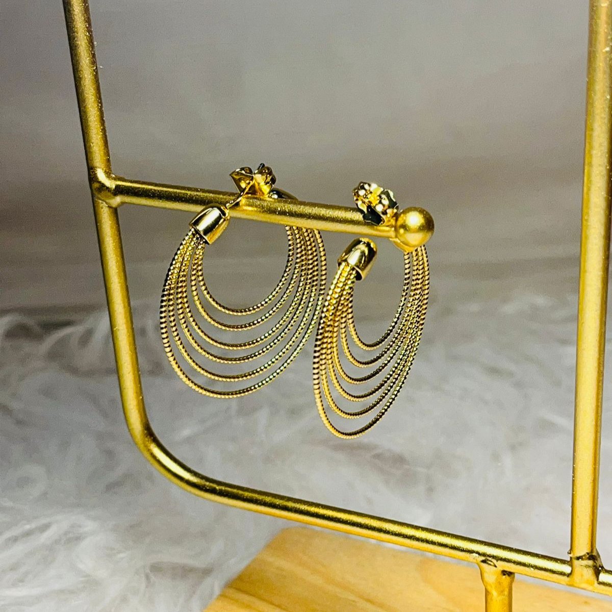 Round Multiple Layers Drop Earrings