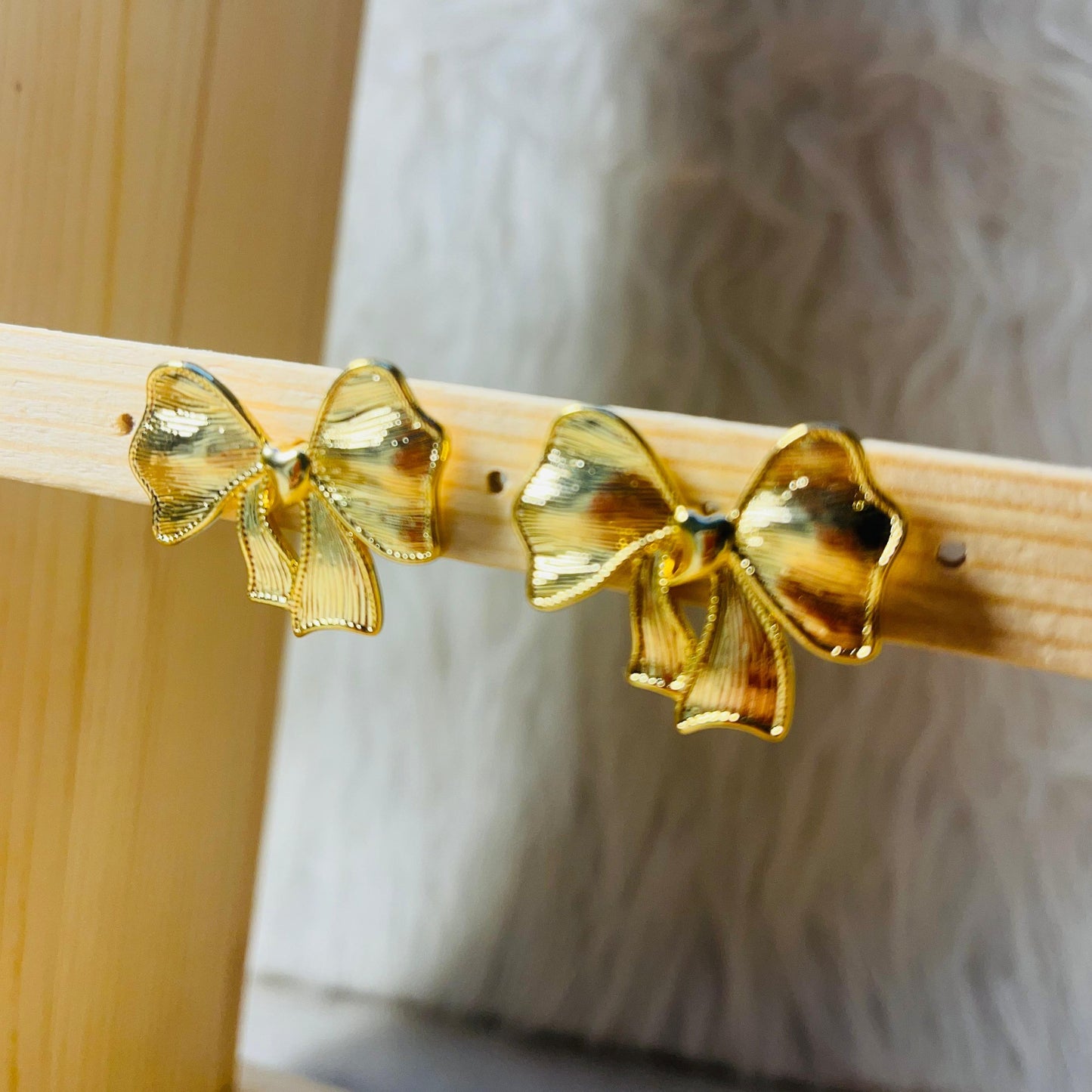 Bow Studs
