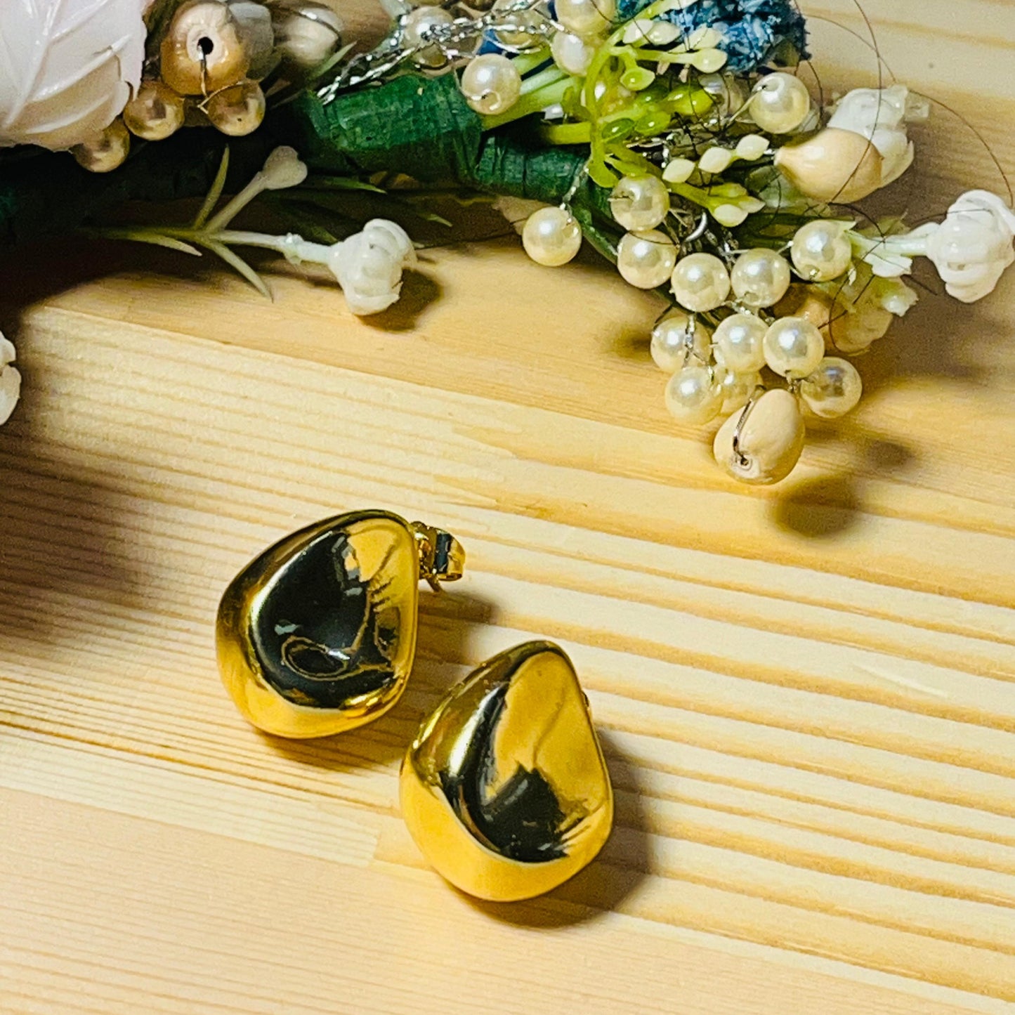 Glossy Teardrop Gold Studs