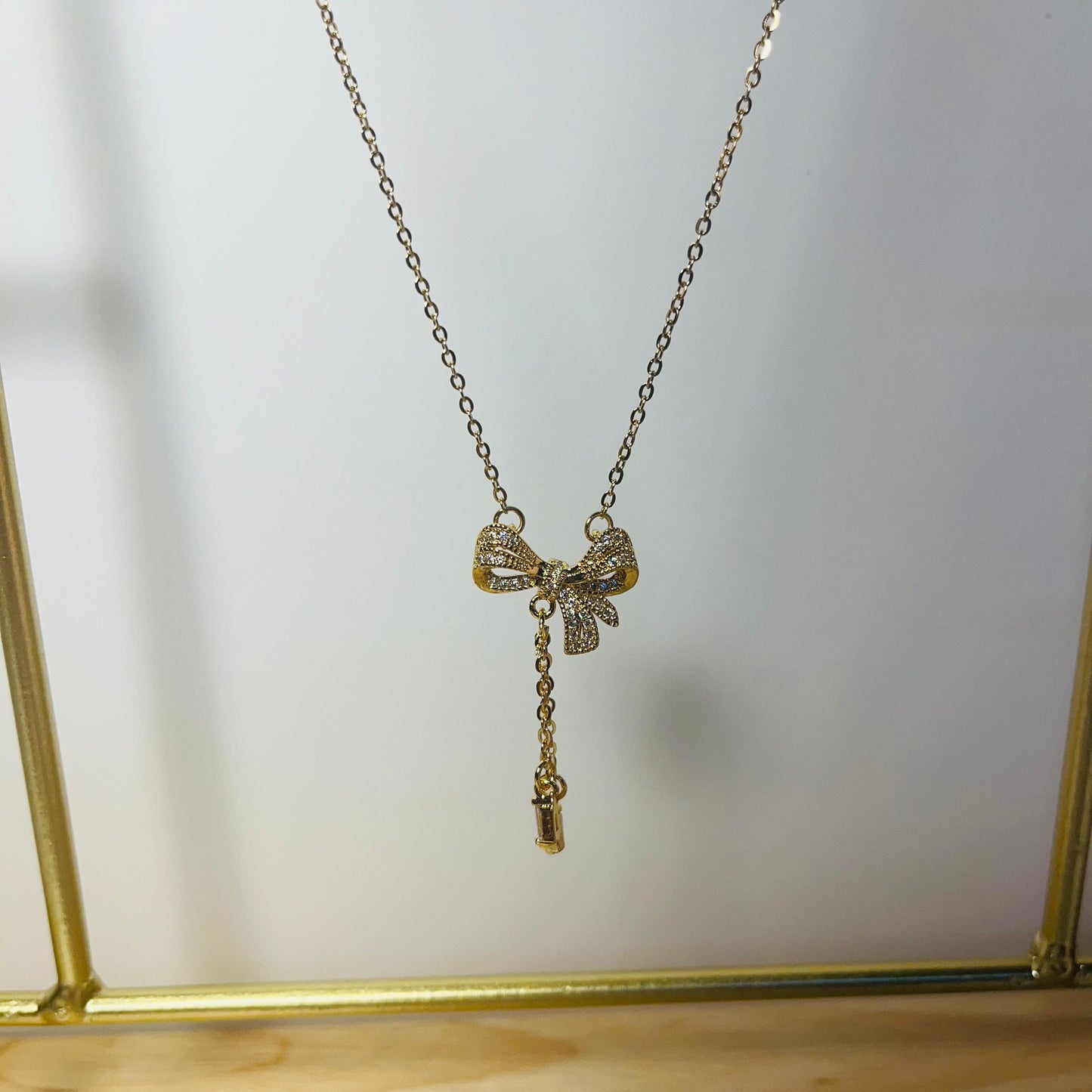 Voylla Scintillating Bow Charm Necklace