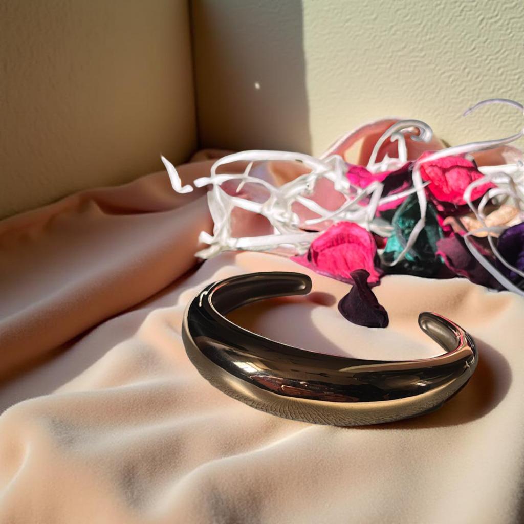 Palmonas Gold Plated Hand Cuff